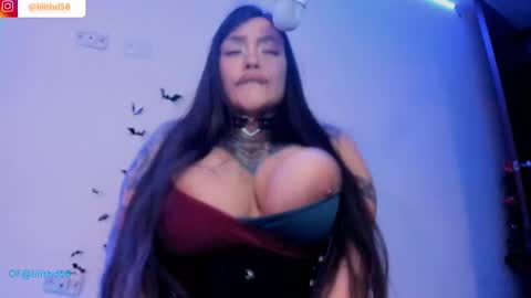 Snapshot of darknes_lilith18 chatting on 13, 2, 2025 darknes_lilith18 online show from 13, 2, 2025