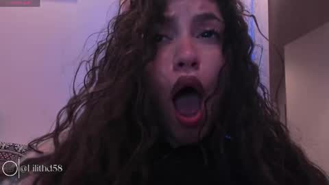 Snapshot of darknes_lilith18 chatting on 27, 5, 2026 darknes_lilith18 online show from 27, 5, 2026