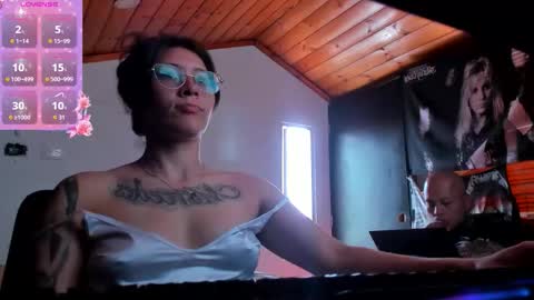 Darkness online show from 5, 2, 2026