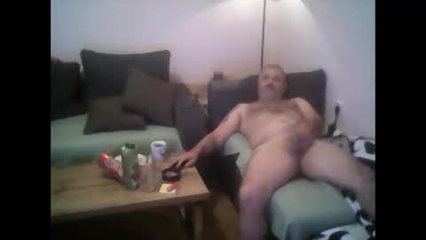 Snapshot of darko9504265 chatting on 30, 9, 2025 darko9504265 online show from 30, 9, 2025