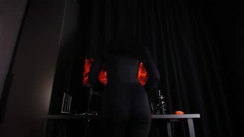 darkspark_ online show from 5, 12, 2025