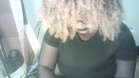 Snapshot of darksundaze chatting on 17, 5, 2026 DarkSundaze online show from 17, 5, 2026