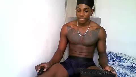 Snapshot of darktemp_ chatting on 19, 12, 2025 Darktemp online show from 19, 12, 2025