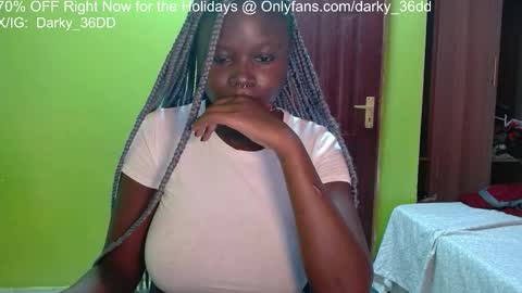 Snapshot of darky_36dd chatting on 17, 2, 2026 exclusive sexual content -- IGTwitterX darky 32dd online show from 17, 2, 2026