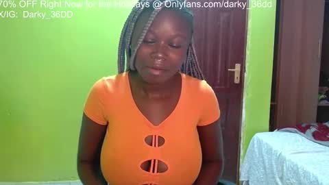 Snapshot of darky_36dd chatting on 19, 2, 2026 exclusive sexual content -- IGTwitterX darky 32dd online show from 19, 2, 2026