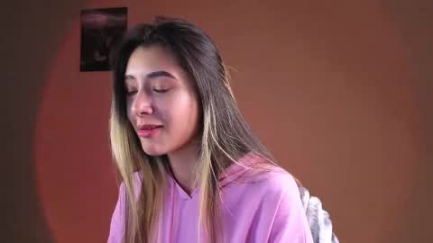 Snapshot of darlabelle chatting on 16, 2, 2026 Belle online show from 16, 2, 2026