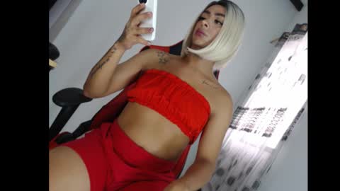 Snapshot of darlingbigcoc_23 chatting on 11, 3, 2026 darling online show from 11, 3, 2026