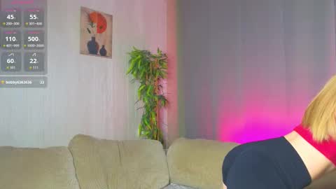 Snapshot of darslycat chatting on 10, 3, 2026 DarslyCat online show from 10, 3, 2026