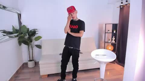 Snapshot of darwin_stark chatting on 30, 5, 2026 darwin_stark online show from 30, 5, 2026