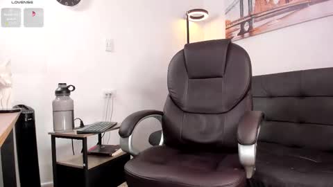 Snapshot of dash_bukoski chatting on 15, 11, 2025 Dash online show from 15, 11, 2025