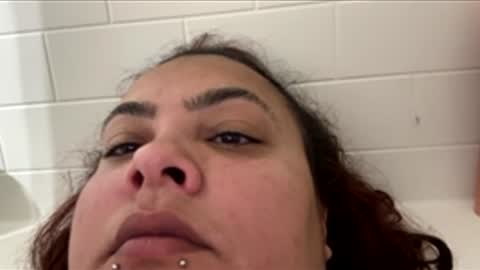 Snapshot of datbishyoumiss chatting on 17, 12, 2025 DatbishYoumiss online show from 17, 12, 2025