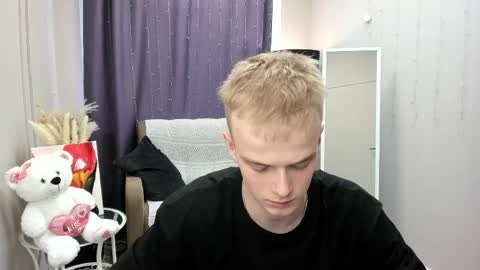 Snapshot of dattouz chatting on 7, 4, 2026 Jossif online show from 7, 4, 2026