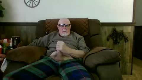 Snapshot of dave571960 chatting on 31, 5, 2026 dave571960 online show from 31, 5, 2026