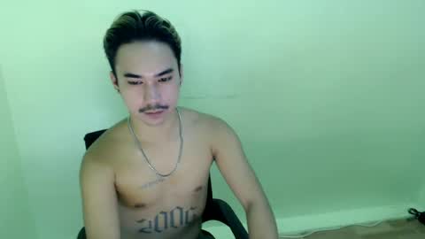 Snapshot of dave_cummers chatting on 4, 7, 2026 DAVE online show from 4, 7, 2026