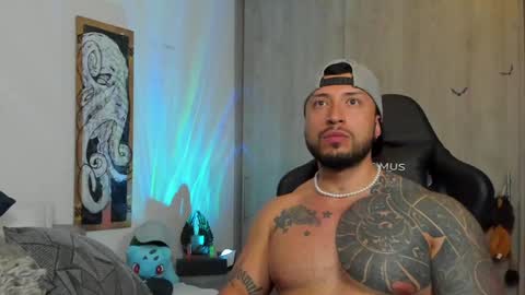 DAVE MAX online show from 8, 1, 2025