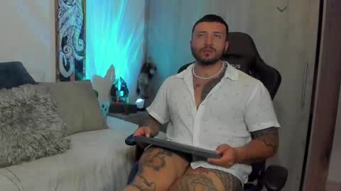 DAVE MAX online show from 24, 2, 2025