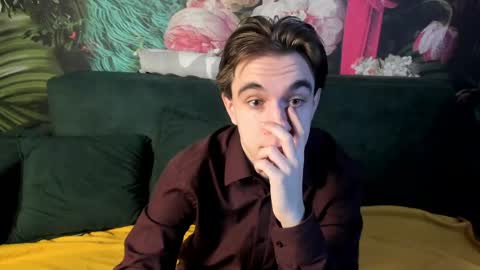 Snapshot of davebevy chatting on 13, 4, 2026 Dave online show from 13, 4, 2026
