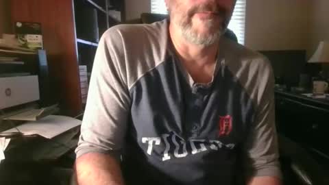 Snapshot of davethebooky chatting on 26, 3, 2026 Dave online show from 26, 3, 2026