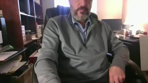 Snapshot of davethebooky chatting on 25, 4, 2026 Dave online show from 25, 4, 2026