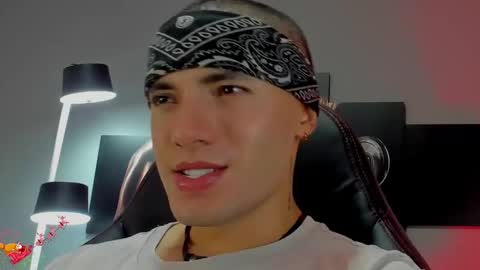 David Jons online show from 31, 12, 2024