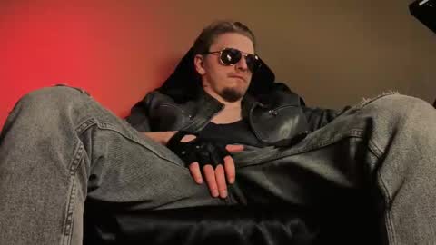 Snapshot of david_stain chatting on 5, 2, 2026 Vincente online show from 5, 2, 2026