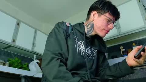 Snapshot of daviid_huge chatting on 21, 2, 2026 daviid_huge online show from 21, 2, 2026