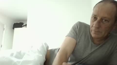 Snapshot of davyboi15 chatting on 5, 4, 2026 davyboi15 online show from 5, 4, 2026