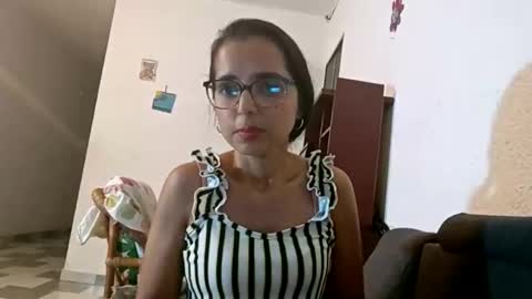 Snapshot of dayana_cruz chatting on 15, 11, 2025 dayana_cruz online show from 15, 11, 2025