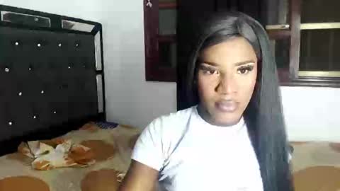 dayanisxxx online show from 17, 4, 2026