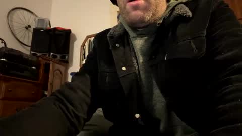 Snapshot of dayblue chatting on 5, 12, 2025 dayblue online show from 5, 12, 2025