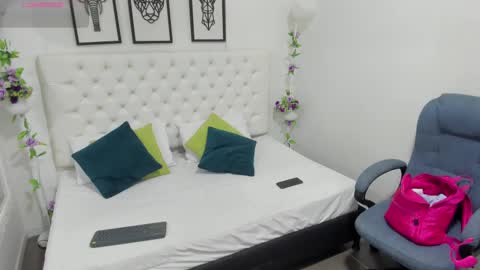 dayhan_santos online show from 7, 10, 2025