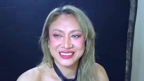 Snapshot of dazzlinglady44 chatting on 14, 4, 2026 stephaniechim online show from 14, 4, 2026
