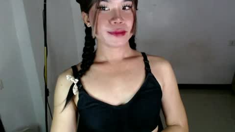 dazzzlingcarol online show from 6, 7, 2026
