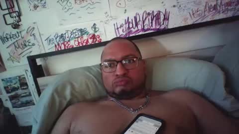Snapshot of dbeamon92 chatting on 1, 4, 2026 dbeamon92 online show from 1, 4, 2026
