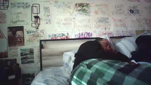 Snapshot of dbeamon92 chatting on 16, 4, 2026 dbeamon92 online show from 16, 4, 2026