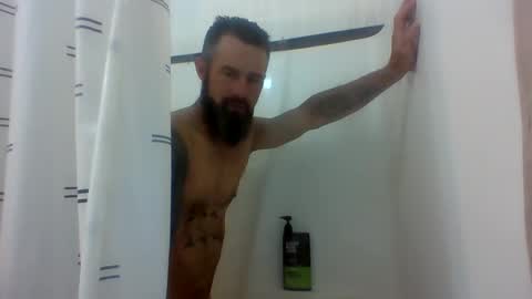 Snapshot of ddady22 chatting on 11, 9, 2025 ddady22 online show from 11, 9, 2025