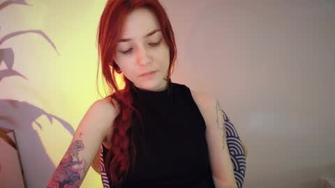 Snapshot of dead_girll chatting on 30, 4, 2026 freak online show from 30, 4, 2026