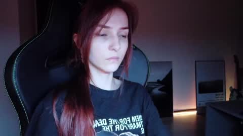 Snapshot of dead_girll chatting on 24, 5, 2026 freak online show from 24, 5, 2026