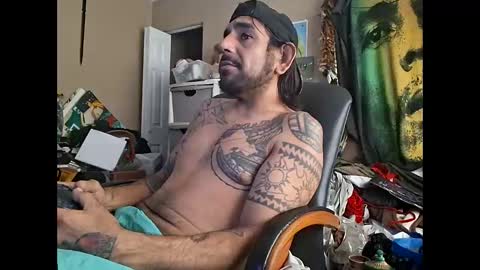 Snapshot of deadbirdink8o8 chatting on 2, 4, 2026 deadbirdink8o8 online show from 2, 4, 2026
