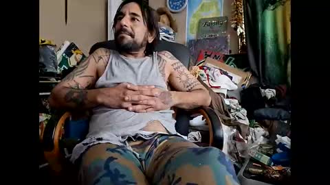 Snapshot of deadbirdink8o8 chatting on 5, 4, 2026 deadbirdink8o8 online show from 5, 4, 2026