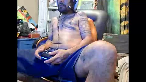 Snapshot of deadbirdink8o8 chatting on 9, 4, 2026 deadbirdink8o8 online show from 9, 4, 2026