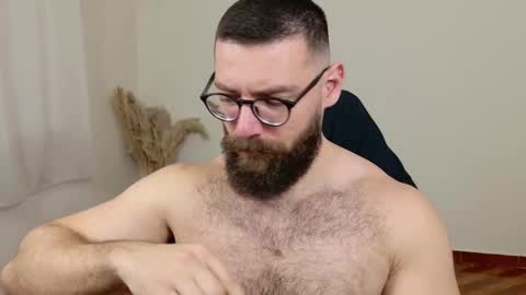 Snapshot of deanlek chatting on 11, 11, 2025 Dean online show from 11, 11, 2025