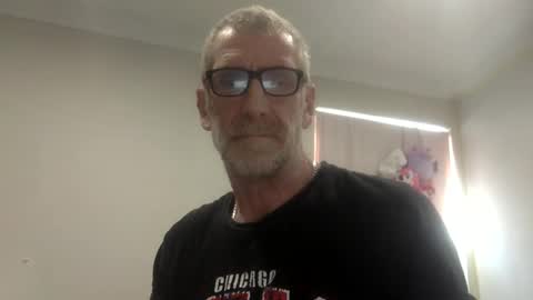 Snapshot of deanofflove221000 chatting on 15, 9, 2025 deanofflove221000 online show from 15, 9, 2025