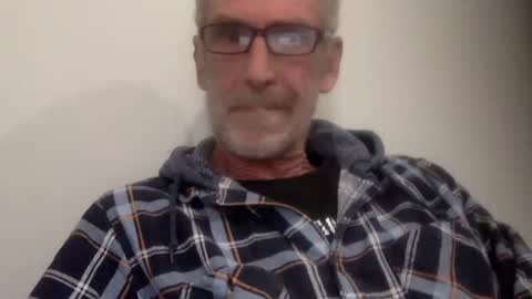 Snapshot of deanofflove221000 chatting on 6, 10, 2025 deanofflove221000 online show from 6, 10, 2025