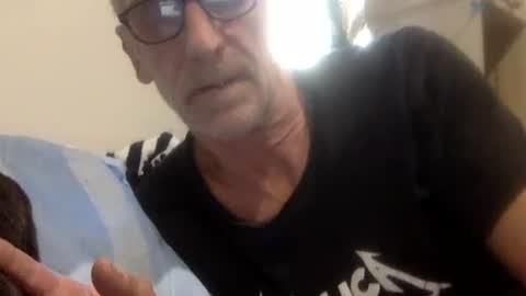 Snapshot of deanofflove221000 chatting on 8, 11, 2025 deanofflove221000 online show from 8, 11, 2025