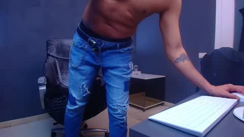 Snapshot of deanthorn chatting on 12, 1, 2026 DeanThorn online show from 12, 1, 2026