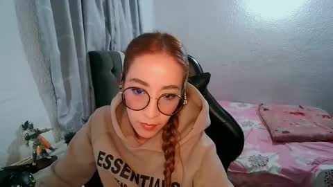 Snapshot of dear_juliet chatting on 20, 10, 2025 Juliet online show from 20, 10, 2025