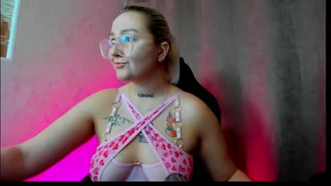 Debbie Mon Tue Fri Sun Sat GMT 3 1000am - 0400pm  online show from 13, 12, 2024