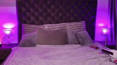 debinnyneanalover online show from 29, 3, 2026