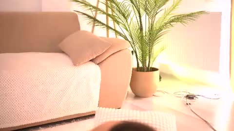 Snapshot of deborahlowe chatting on 9, 7, 2026 Tamara online show from 9, 7, 2026